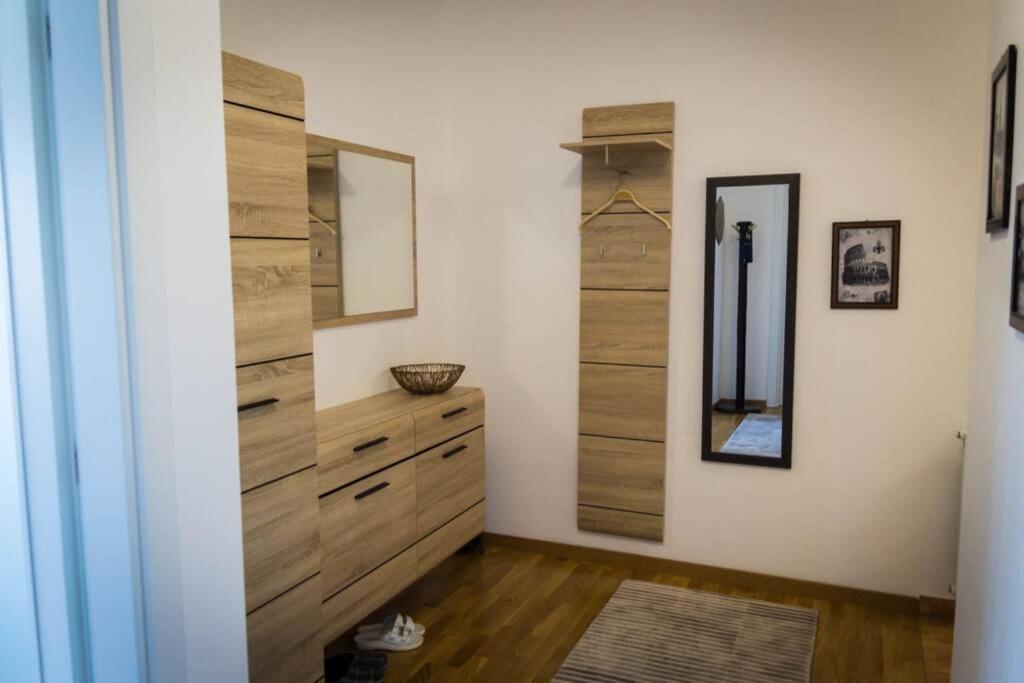 Fantasy Apartment Тузла Екстериор снимка